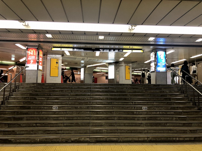 梅田駅1階